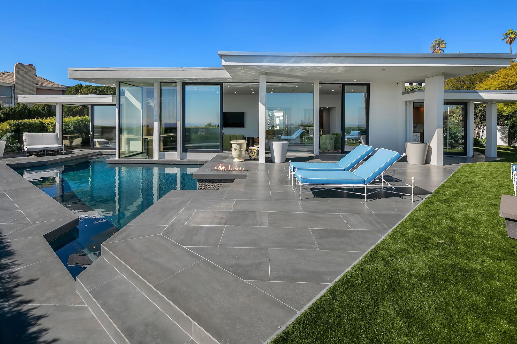 2200 Hercules Dr, LOS ANGELES CA 90046 - The Altman Brothers